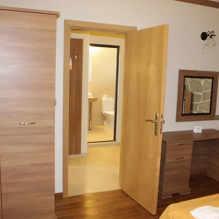 Berkut Hotel